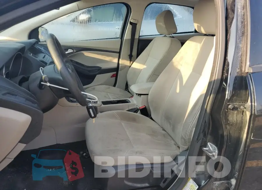 1FADP3F21GL267881 Photo# 7