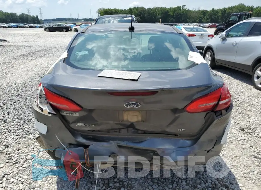 1FADP3F24JL315588 Photo# 6