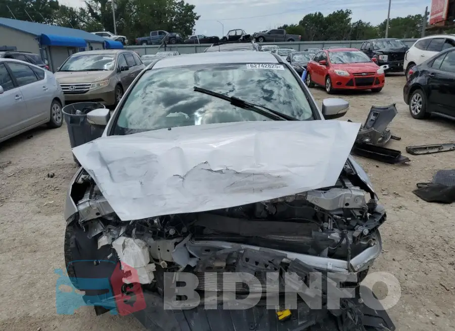 1FADP3F26JL240778 Photo# 5