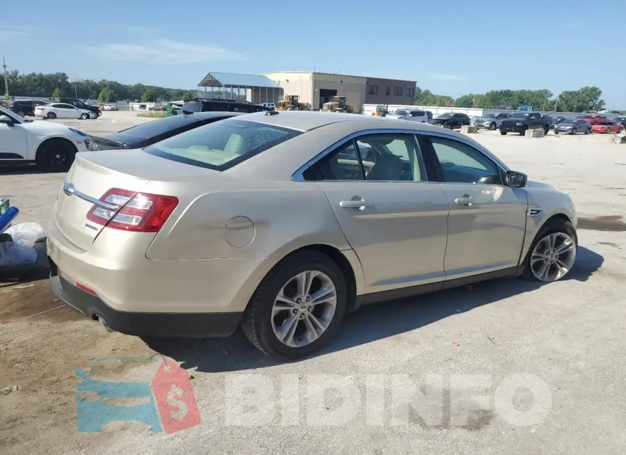 1FAHP2D89JG105645 Photo# 3