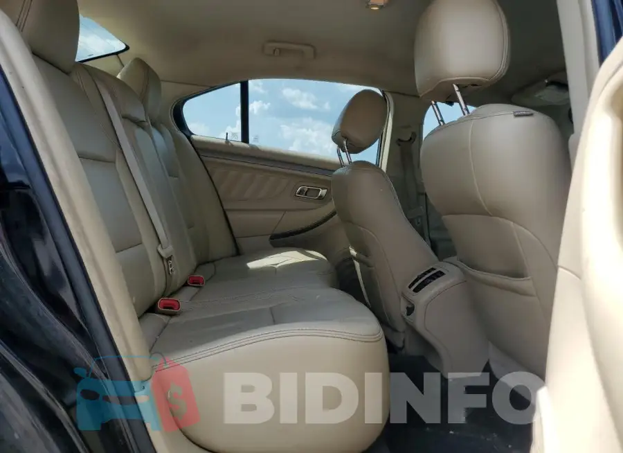 1FAHP2E85GG125639 Photo# 10