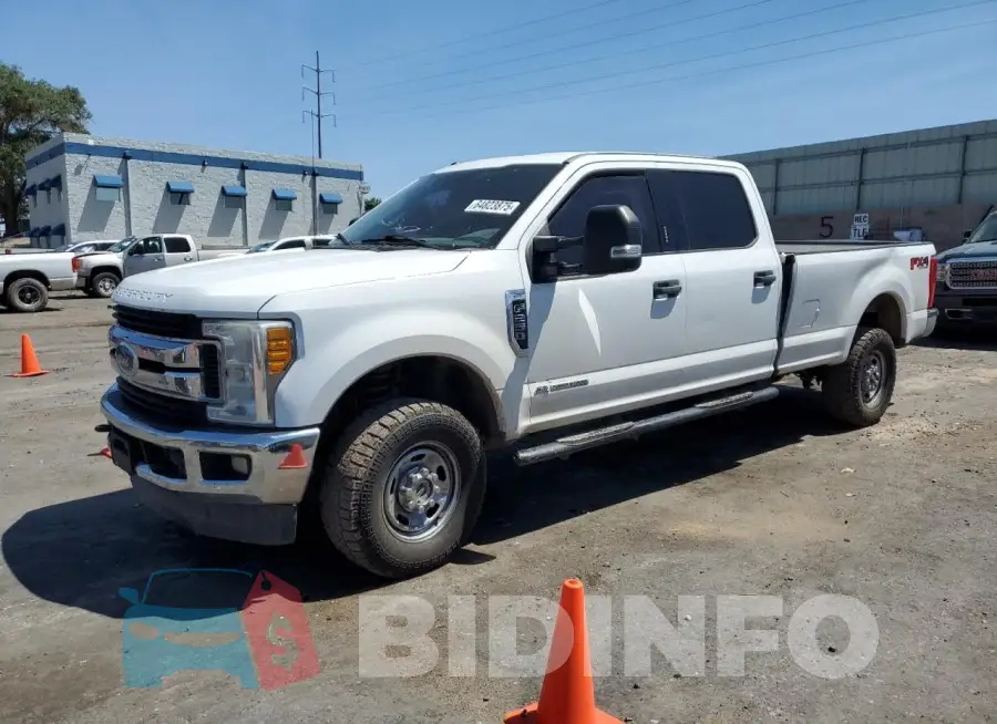 1FT7W2BT9HED80700 Photo# 1