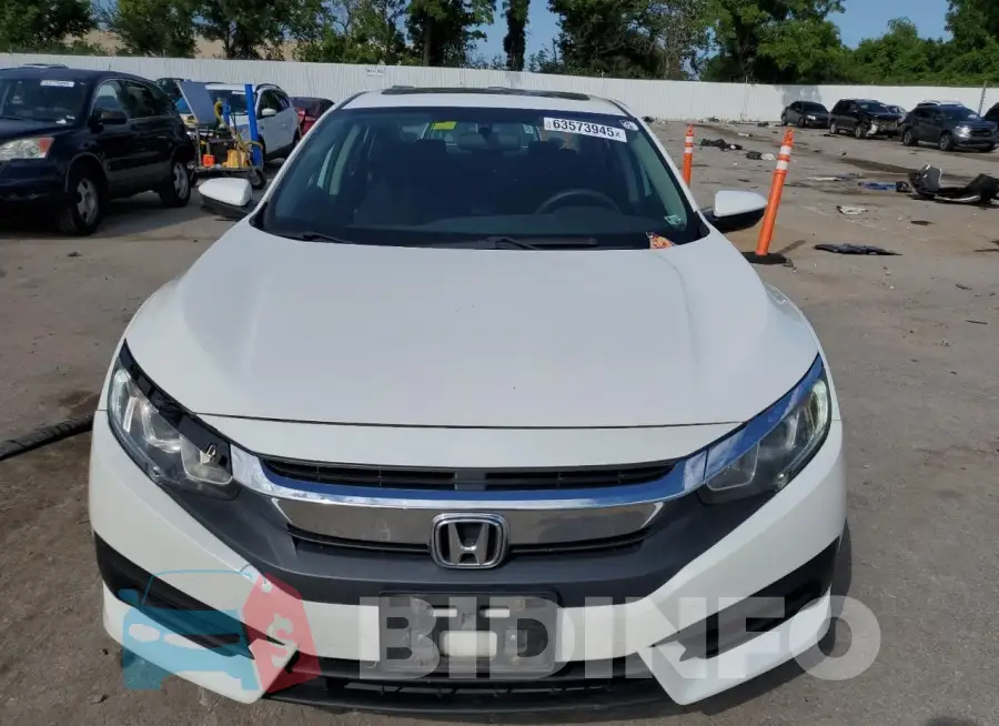 19XFC2F76HE071708 Photo# 5