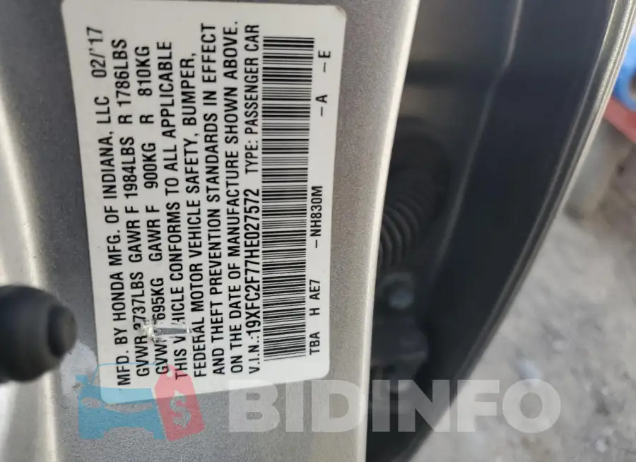 19XFC2F77HE027572 Photo# 12