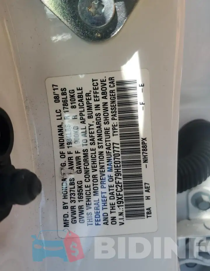 19XFC2F79HE070777 Photo# 12