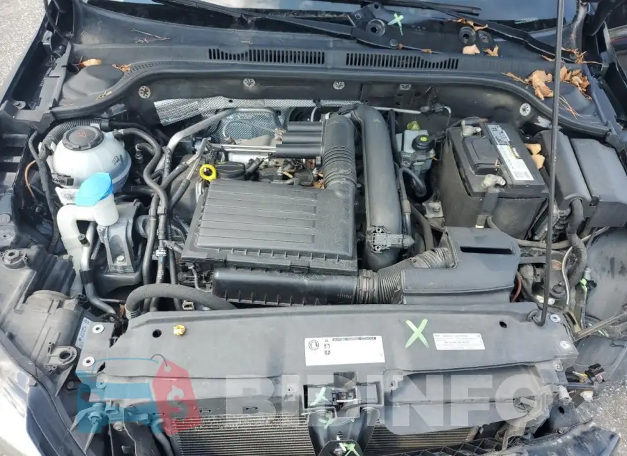 3VW2B7AJ2JM256140 Photo# 11