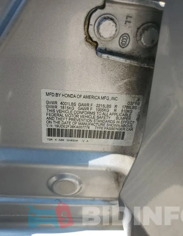 19UDE2F38KA007776 Photo# 12