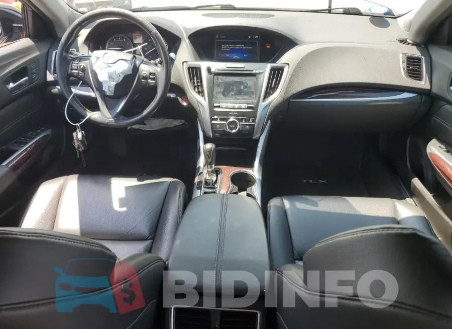 19UUB1F39GA005870 Photo# 8