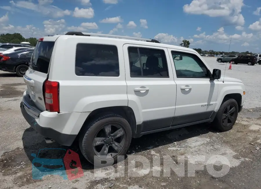 1C4NJPFA4HD158678 Photo# 3