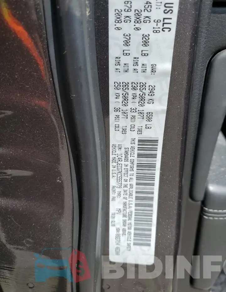 1C4RJECG7KC555779 Photo# 13