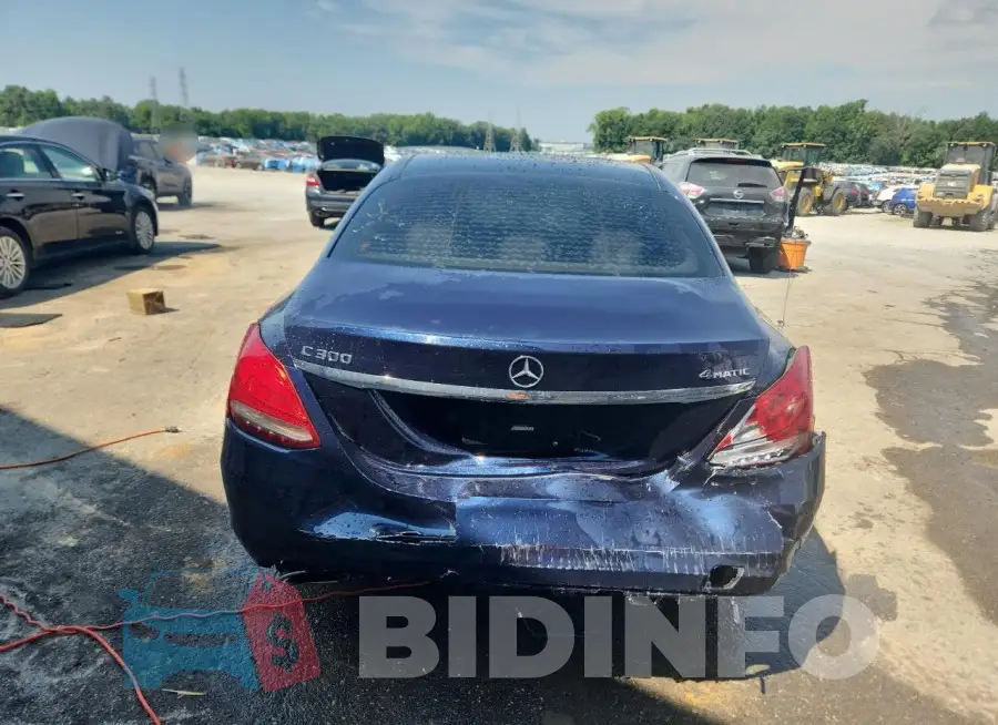 WDDWF4KB5HR306784 Photo# 6