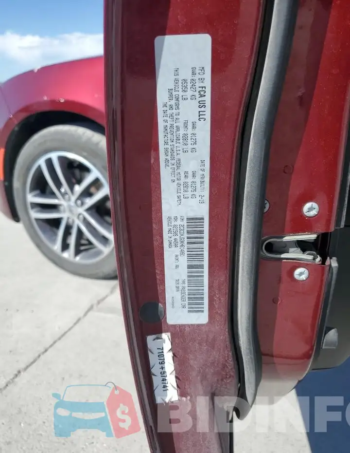 2C3CDXJG3KH614081 Photo# 12