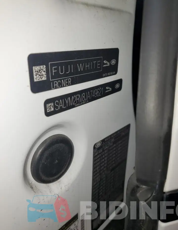 SALYM2RV8JA749621 Photo# 13