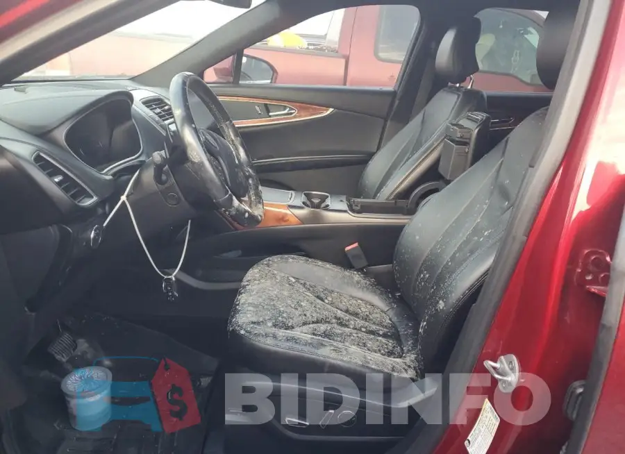 2LMTJ8LR8GBL84220 Photo# 7