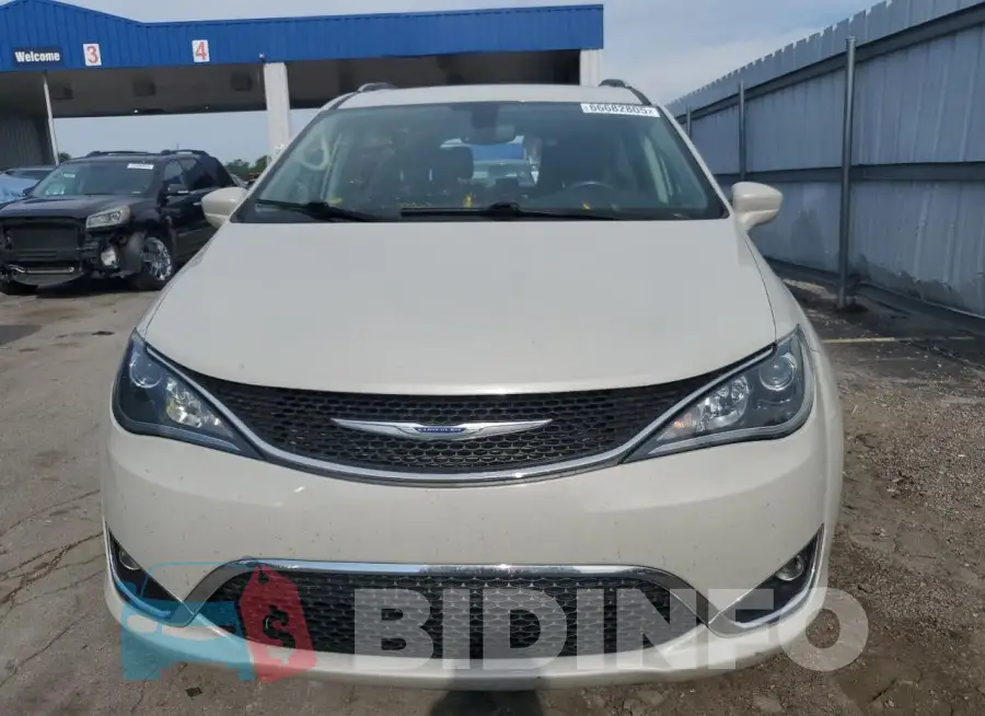 2C4RC1EG8LR211015 Photo# 5