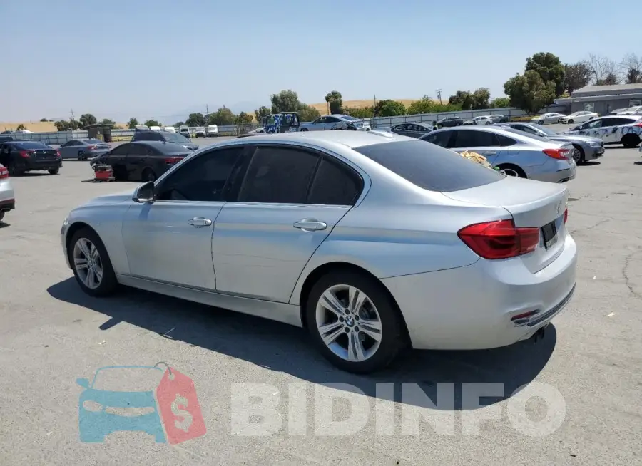WBA8B9C3XHK885442 Photo# 2