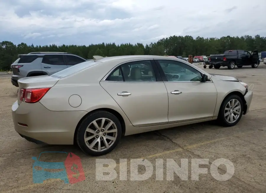 1G11E5SA7GF132553 Photo# 3