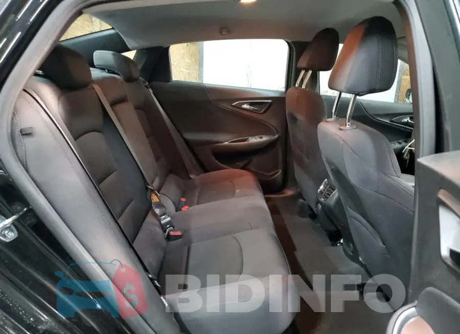 1G1ZD5ST8SF117060 Photo# 10