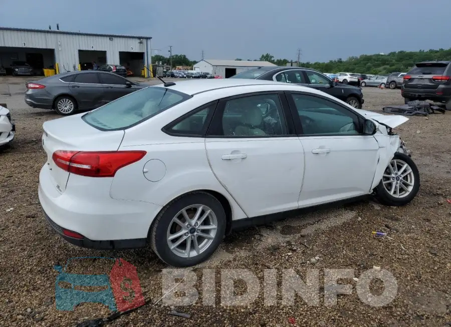 1FADP3F2XGL266714 Photo# 3