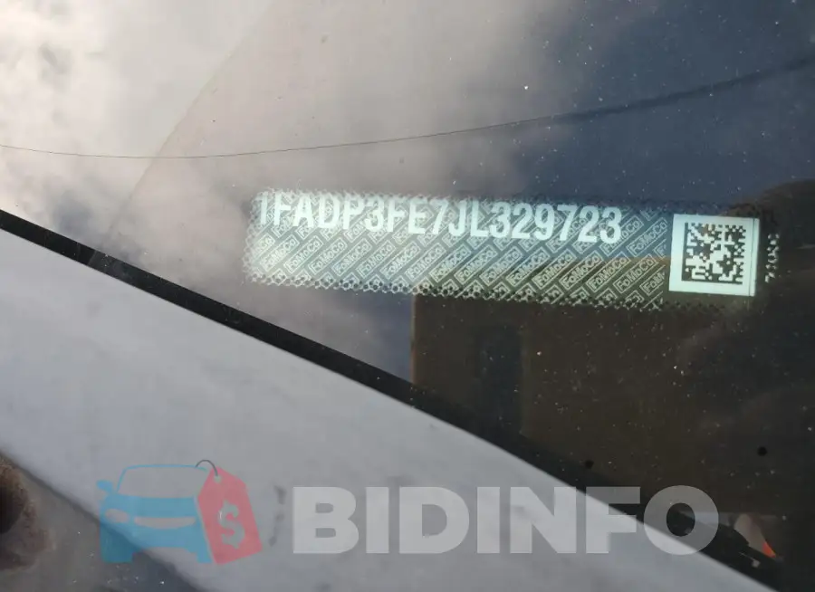 1FADP3FE7JL329723 Photo# 12