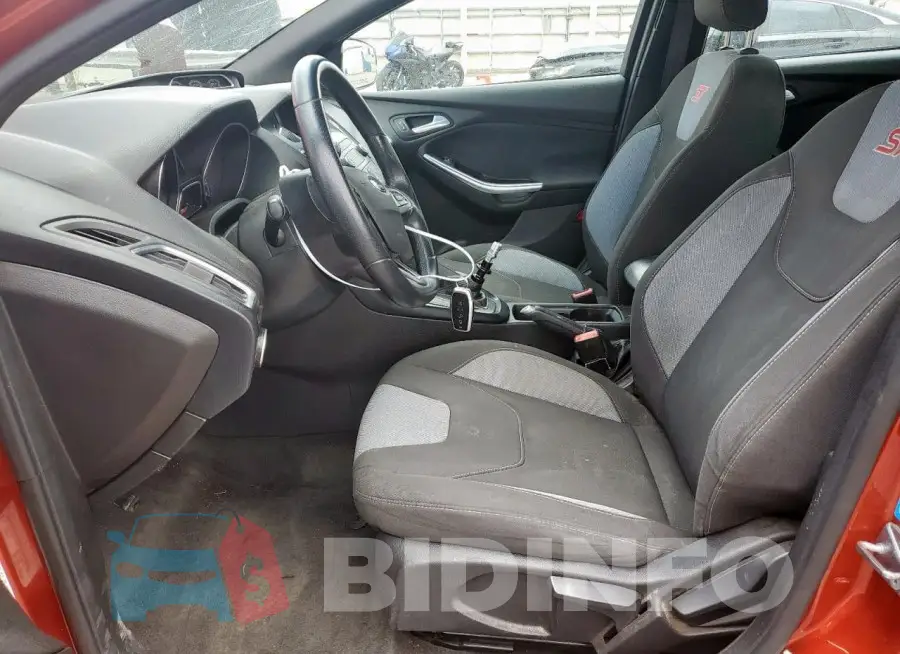 1FADP3L93JL331945 Photo# 7