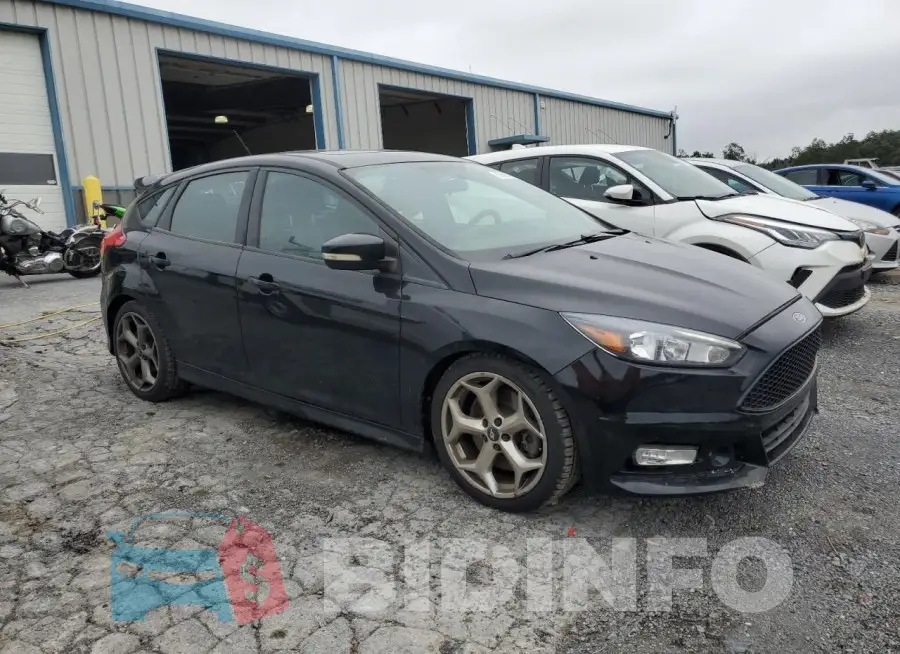 1FADP3L97GL274366 Photo# 4