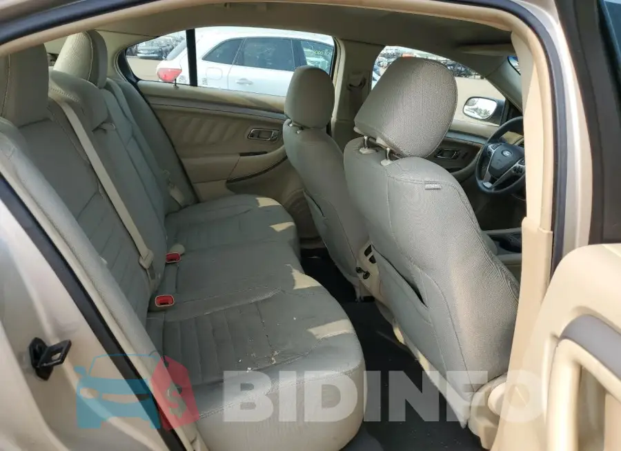 1FAHP2D86JG138604 Photo# 10