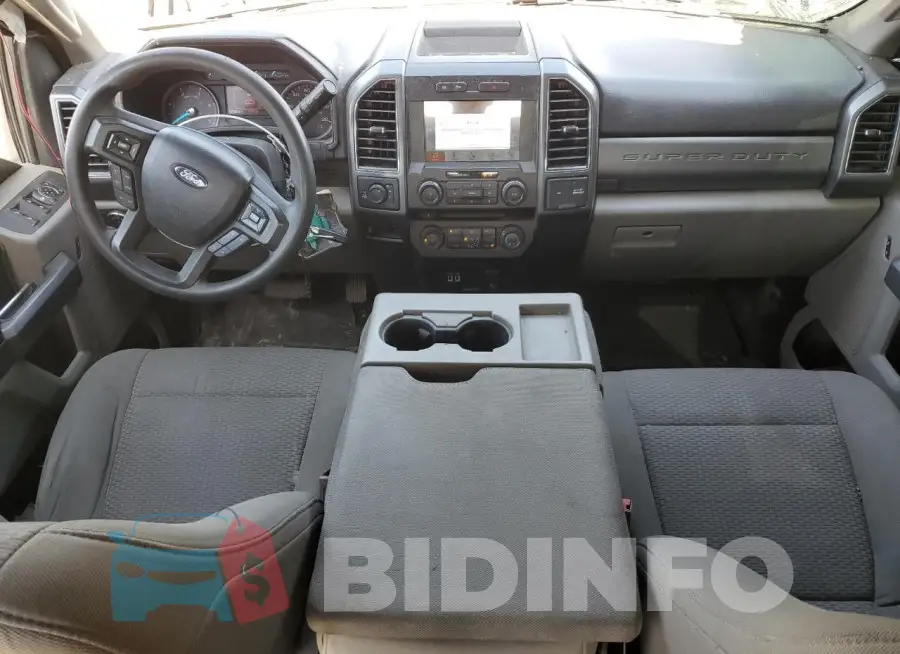 1FT7W2BT2JEC96515 Photo# 8