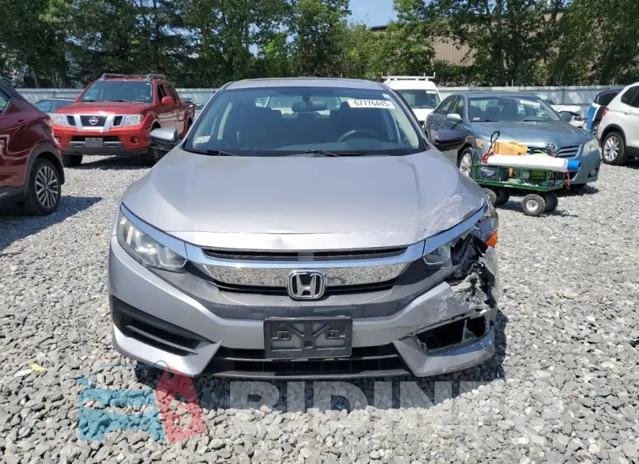 19XFC2F71HE054718 Photo# 5