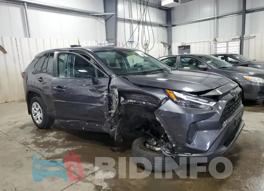 2T3F1RFV3PW397899 Photo# 4