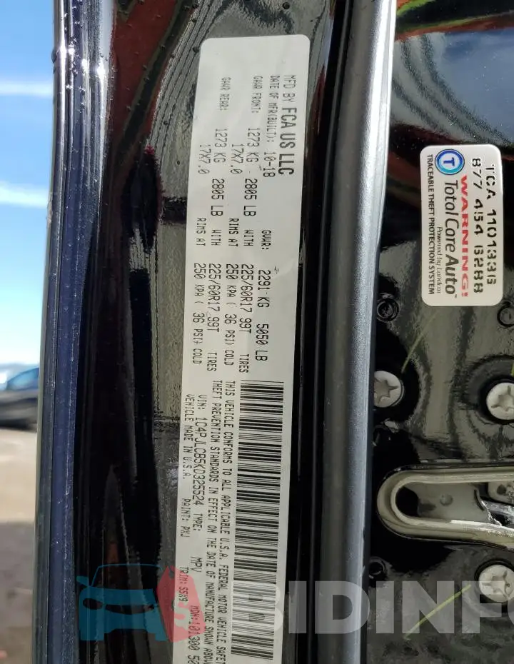 1C4PJLCB5KD325524 Photo# 12