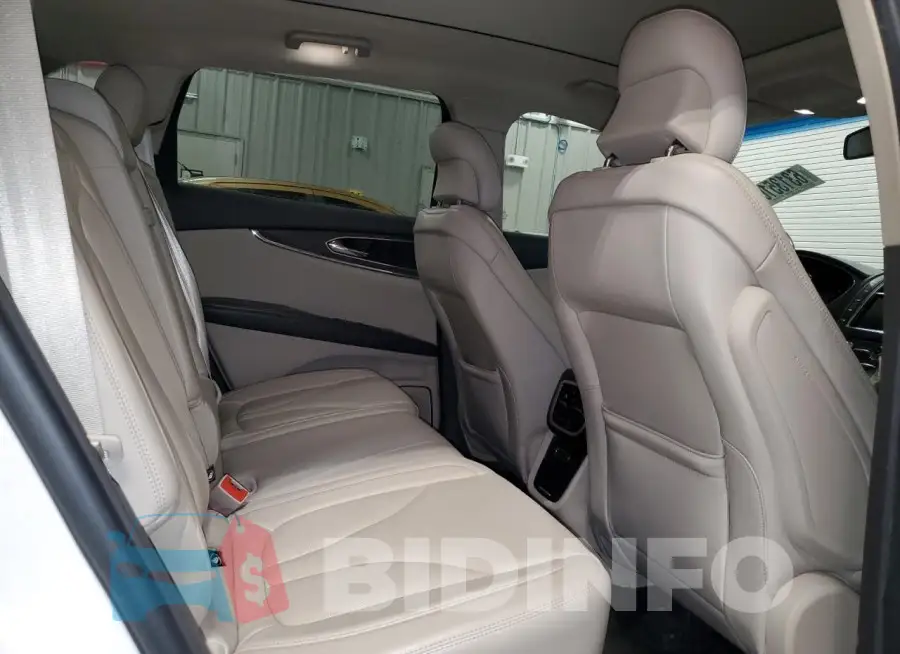 2LMTJ8KR9GBL27896 Photo# 11