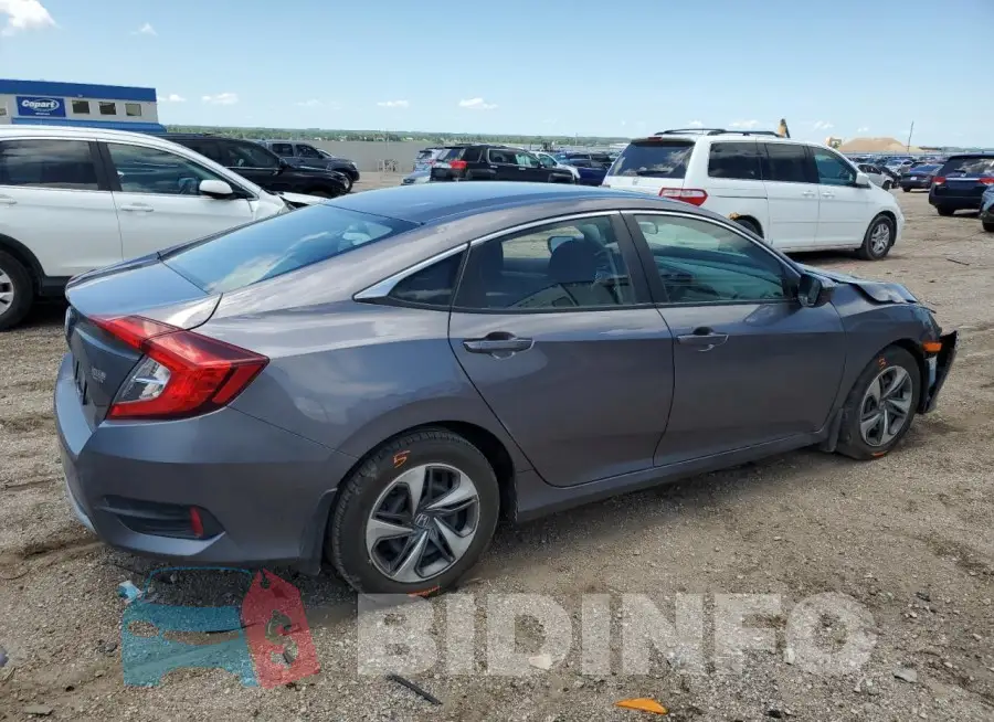 19XFC2F62KE004747 Photo# 3