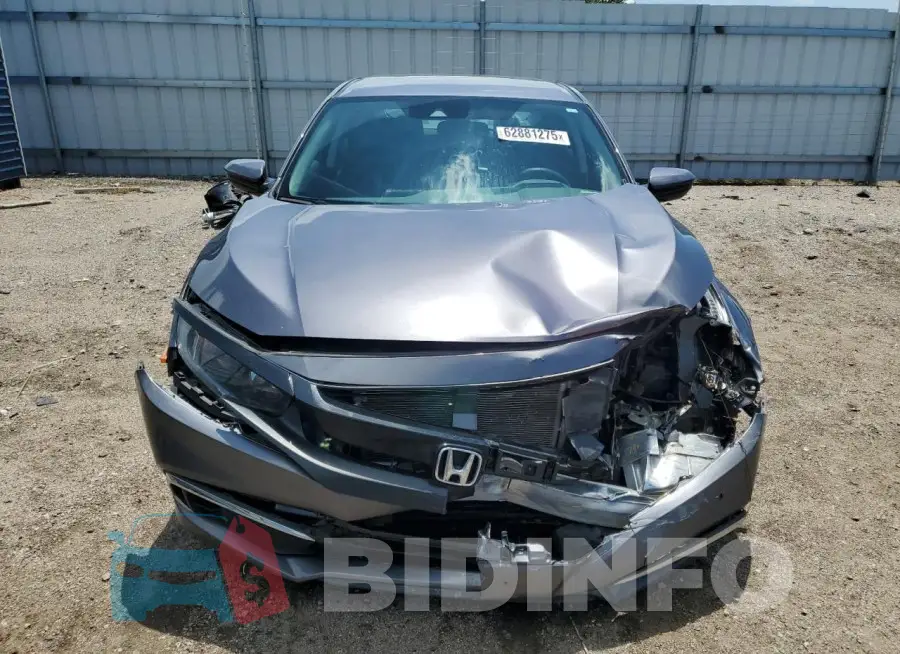19XFC2F62KE004747 Photo# 5