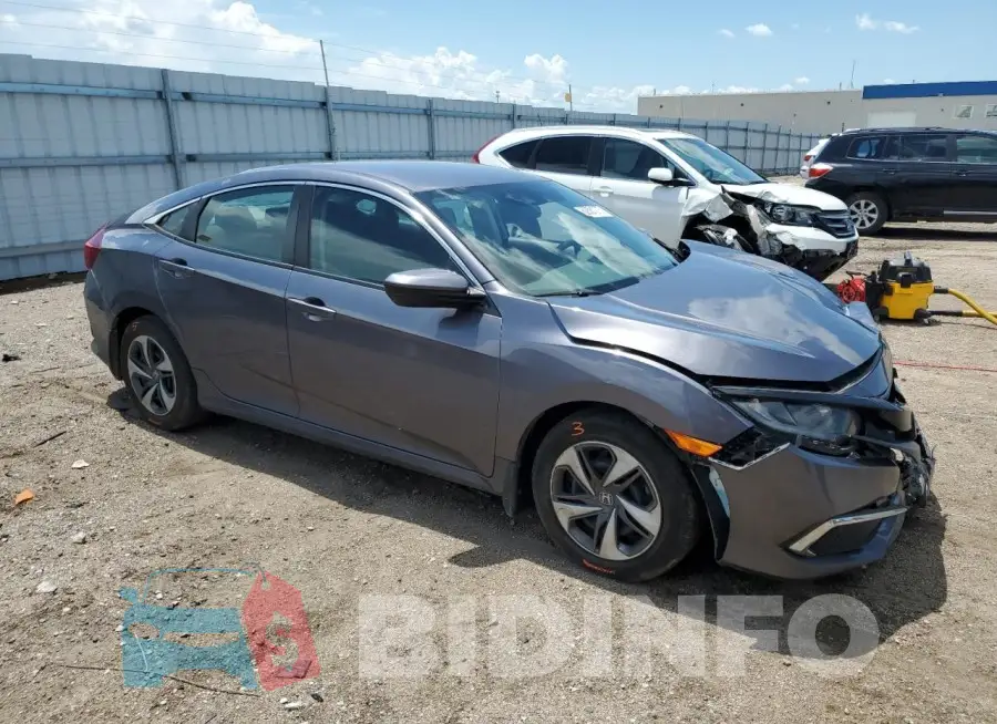 19XFC2F62KE004747 Photo# 4
