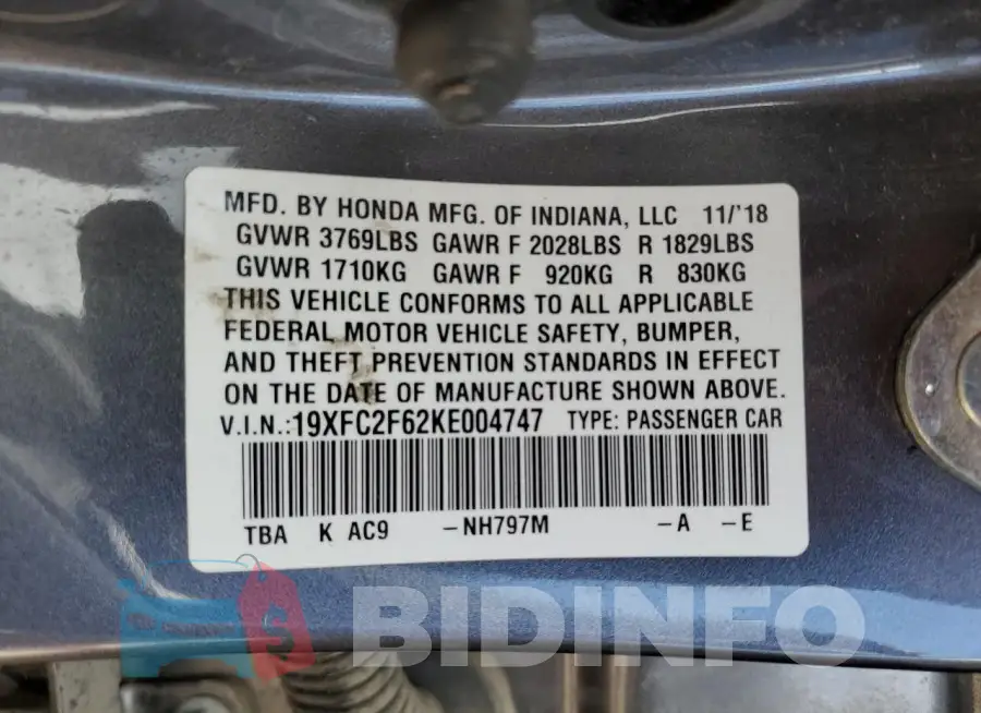 19XFC2F62KE004747 Photo# 12