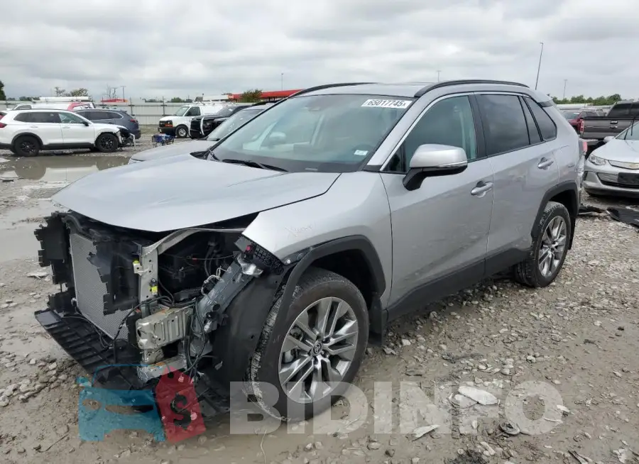 2T3A1RFV8PC343767 Photo# 1
