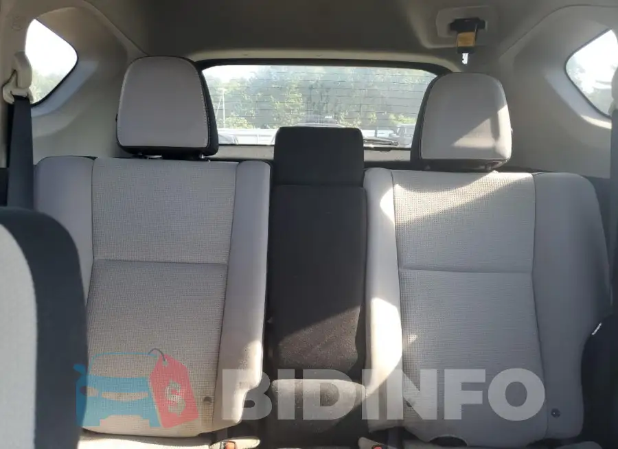 2T3RFREV8GW508625 Photo# 10