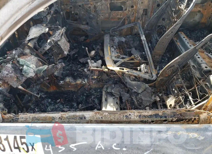 3TMCZ5ANXNM490610 Photo# 7