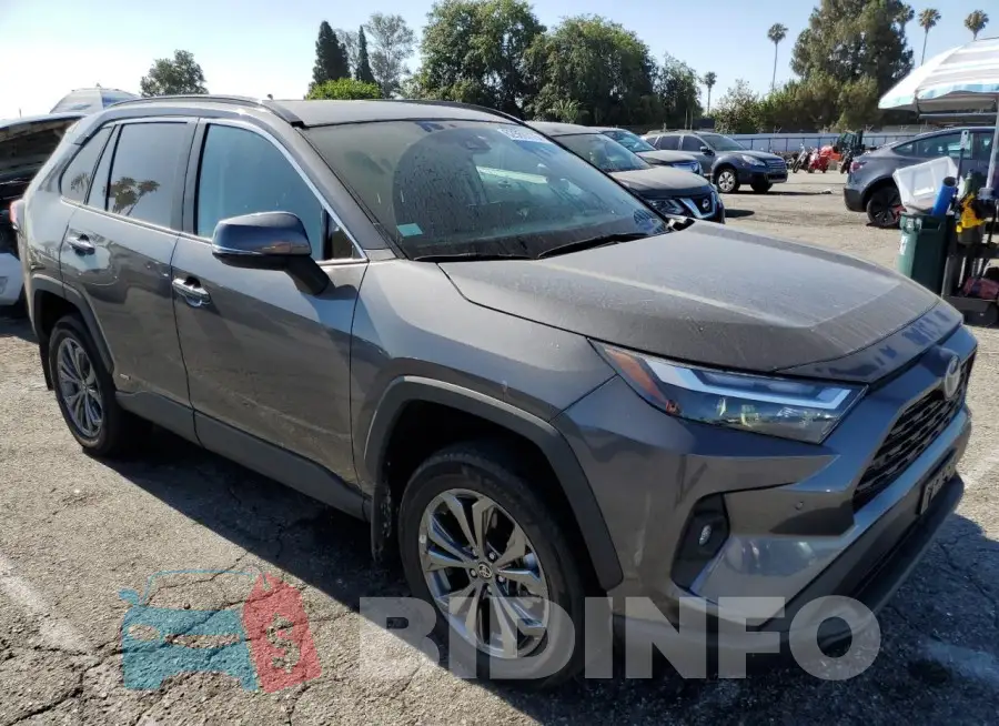 4T3B6RFV8RU162885 Photo# 4