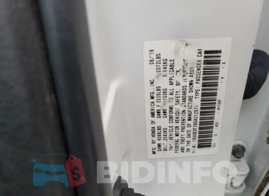 19UUB2F38GA012671 Photo# 12