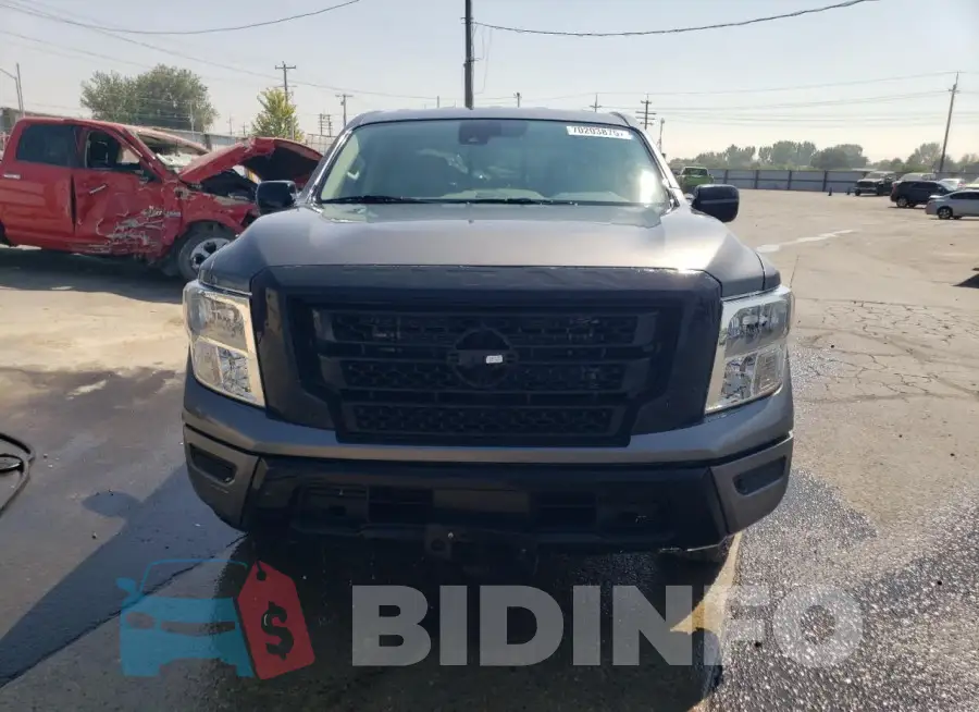 1N6AA1EC9PN115815 Photo# 5