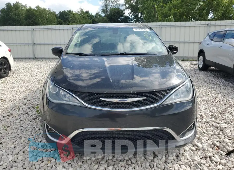 2C4RC1BG7HR753296 Photo# 5