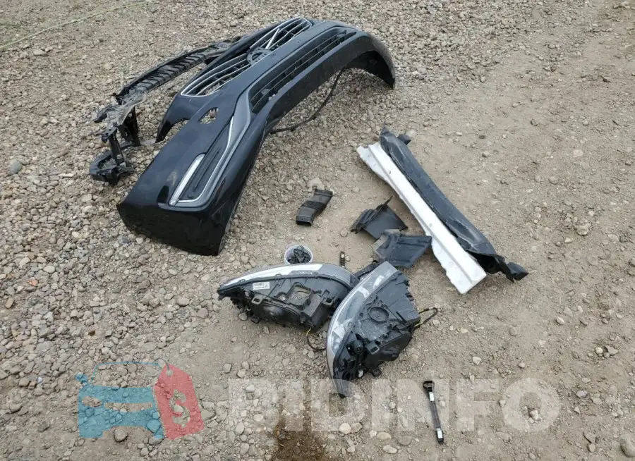 LYV402TK5JB168943 Photo# 13