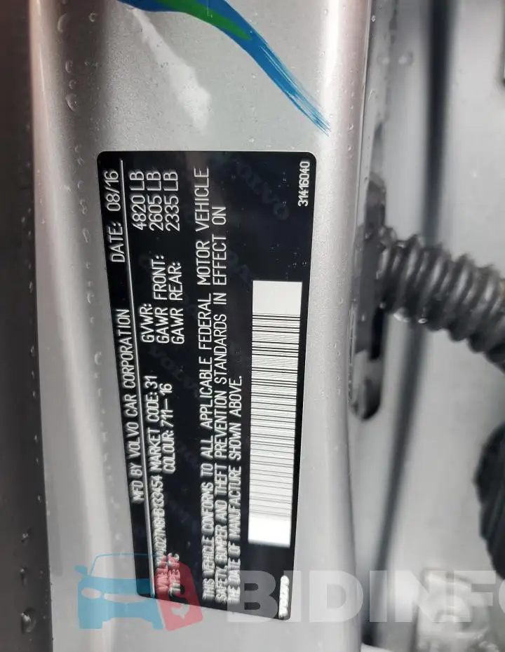 LYV402TM8HB133454 Photo# 12