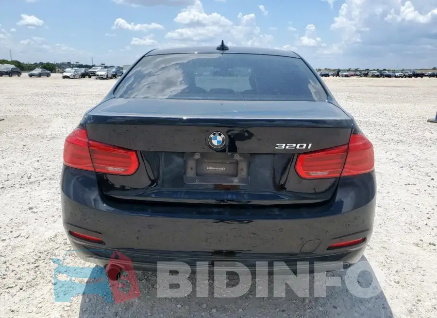 WBA8E1G59GNT99433 Photo# 6