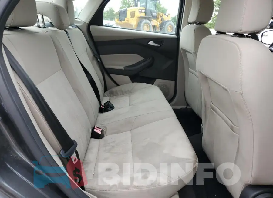 1FADP3F20HL266271 Photo# 10
