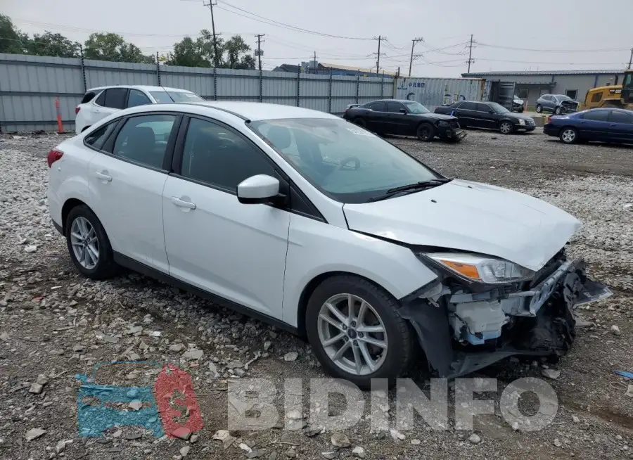 1FADP3F2XJL245711 Photo# 4