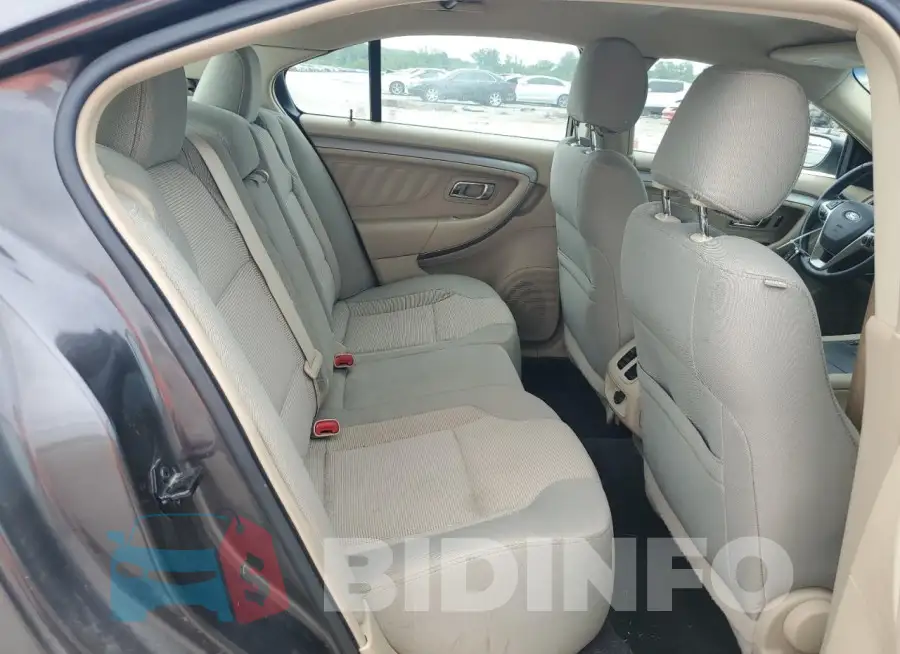 1FAHP2E84HG137752 Photo# 10