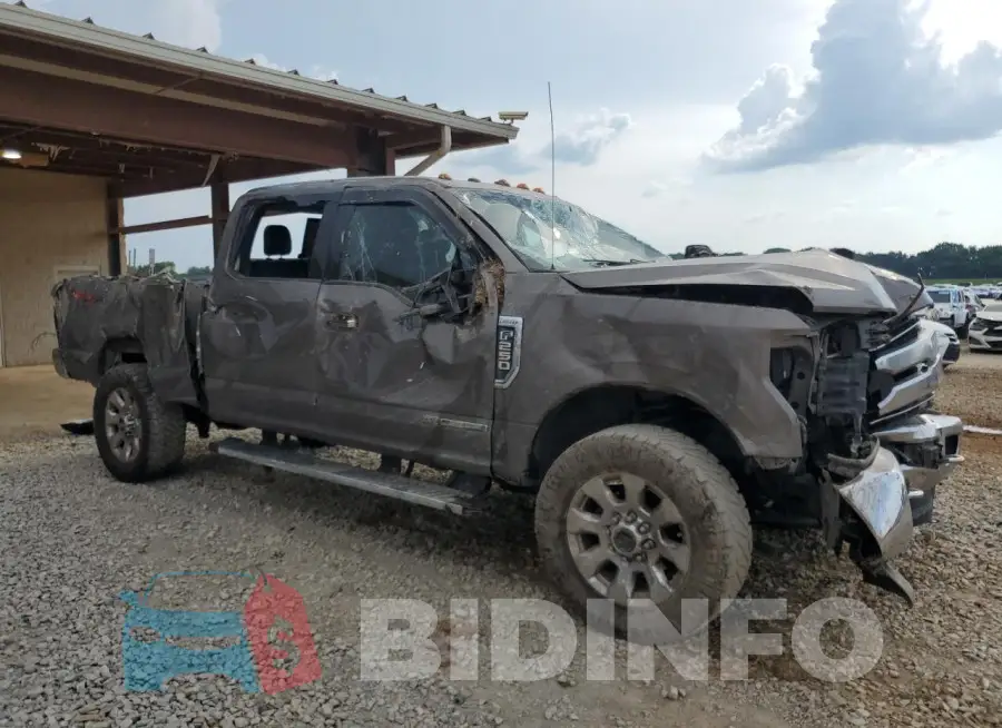 1FT7W2BT3JEB35431 Photo# 4